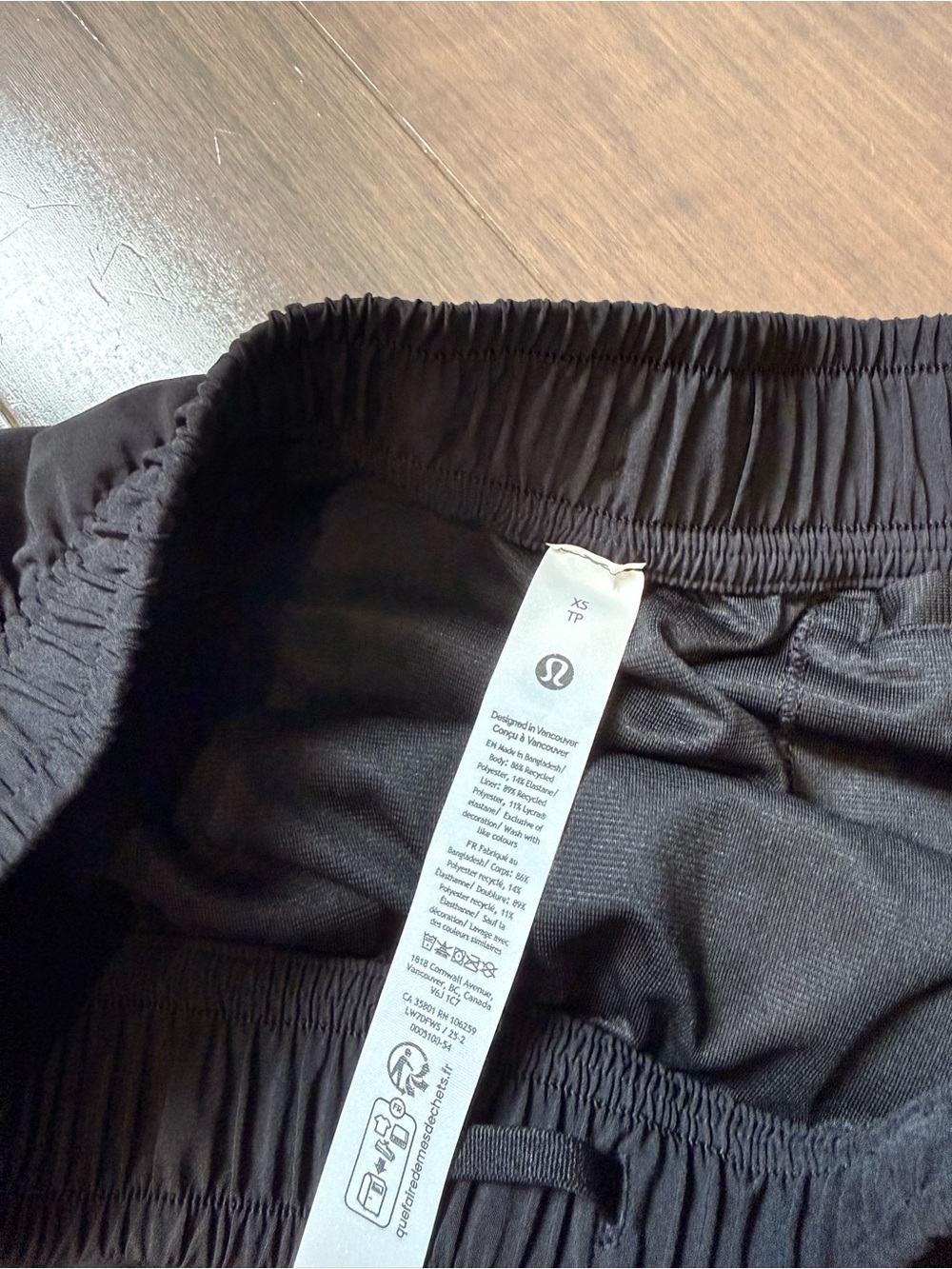 Lululemon Ruched Side High Rise Short 3” - Picture 4 of 4